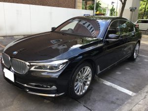 BMW750